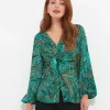 Tops& Tunics & Shirts<Joe Browns Enchanted Print Blouse