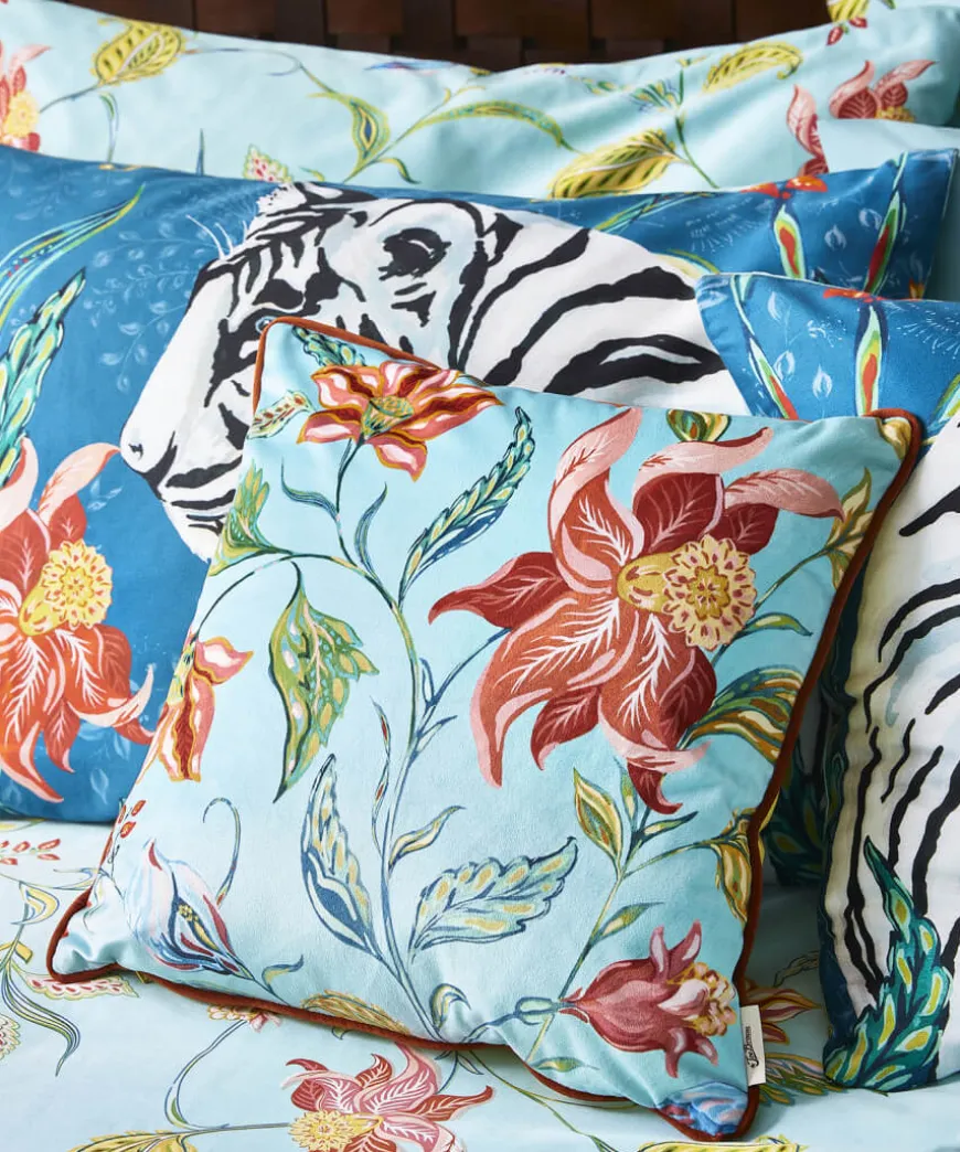 fantastic_floral_reversib_0.webp Nature Decor<Joe Browns Fantastic Floral Reversible Cushion