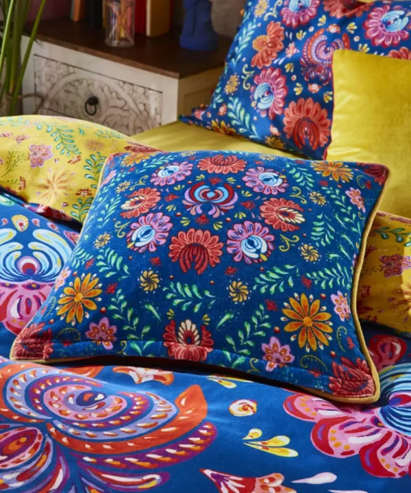 Cosy This Christmas<Joe Browns Folk Fox Crewel Work Cushion