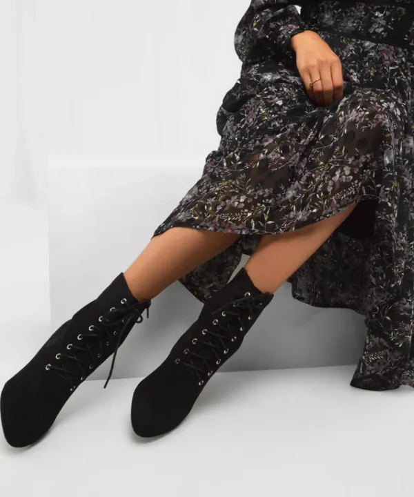 Boots & Shoes<Joe Browns So Enchanting Embroidered Boots