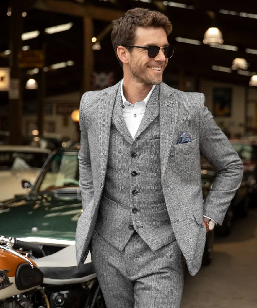 tailored_to_perfection_wa_6.webp Coats & Jackets<Joe Browns Tailored To Perfection Waistcoat