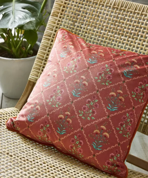 Cosy This Christmas<Joe Browns Vintage Floral Reversible Cushion